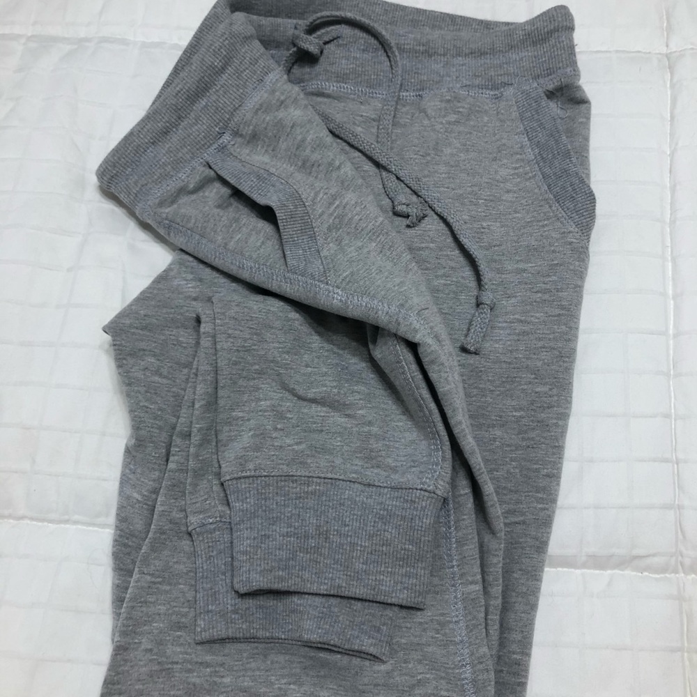 Heather grey joggers.